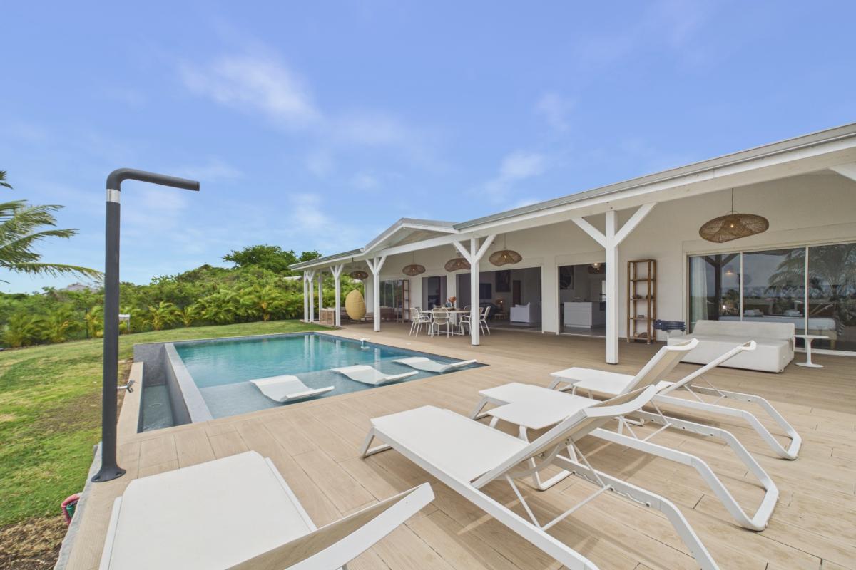 2.Location villa avec piscine vue mer Saint François Guadeloupe